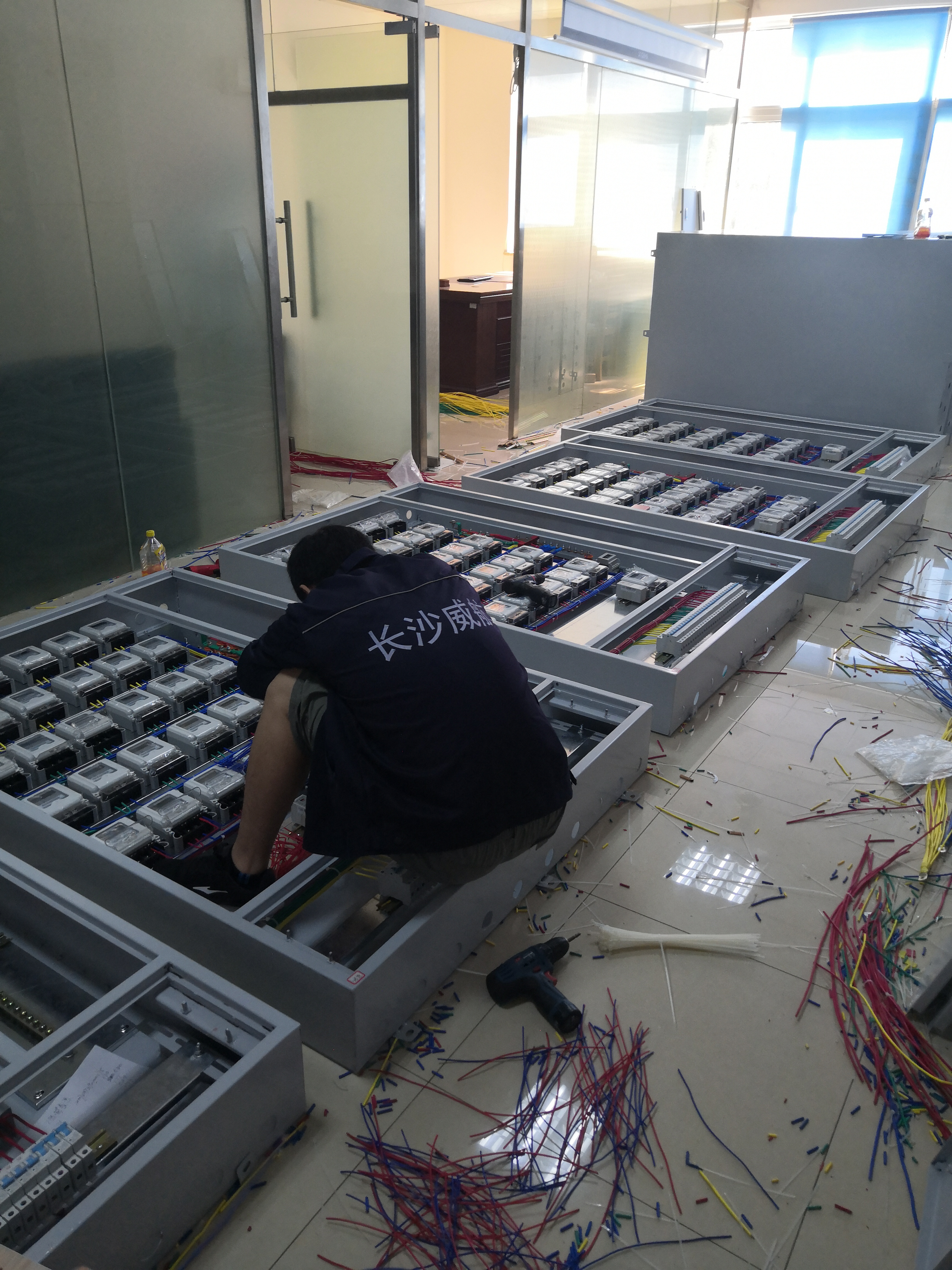 威胜电表现场安装图